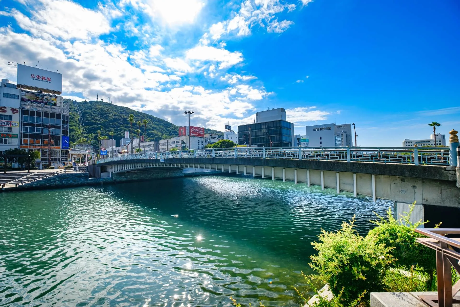 阿波踊りの掛け声には意味がある